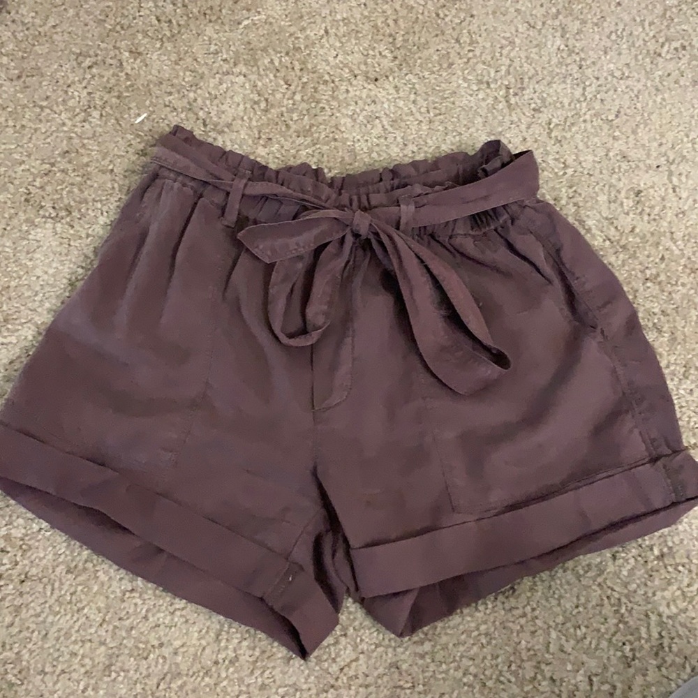 Small Aerie camp shorts with tie belt
